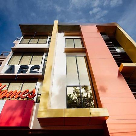 Arc Homes Hotel Panglao Powered By Cocotel Экстерьер фото