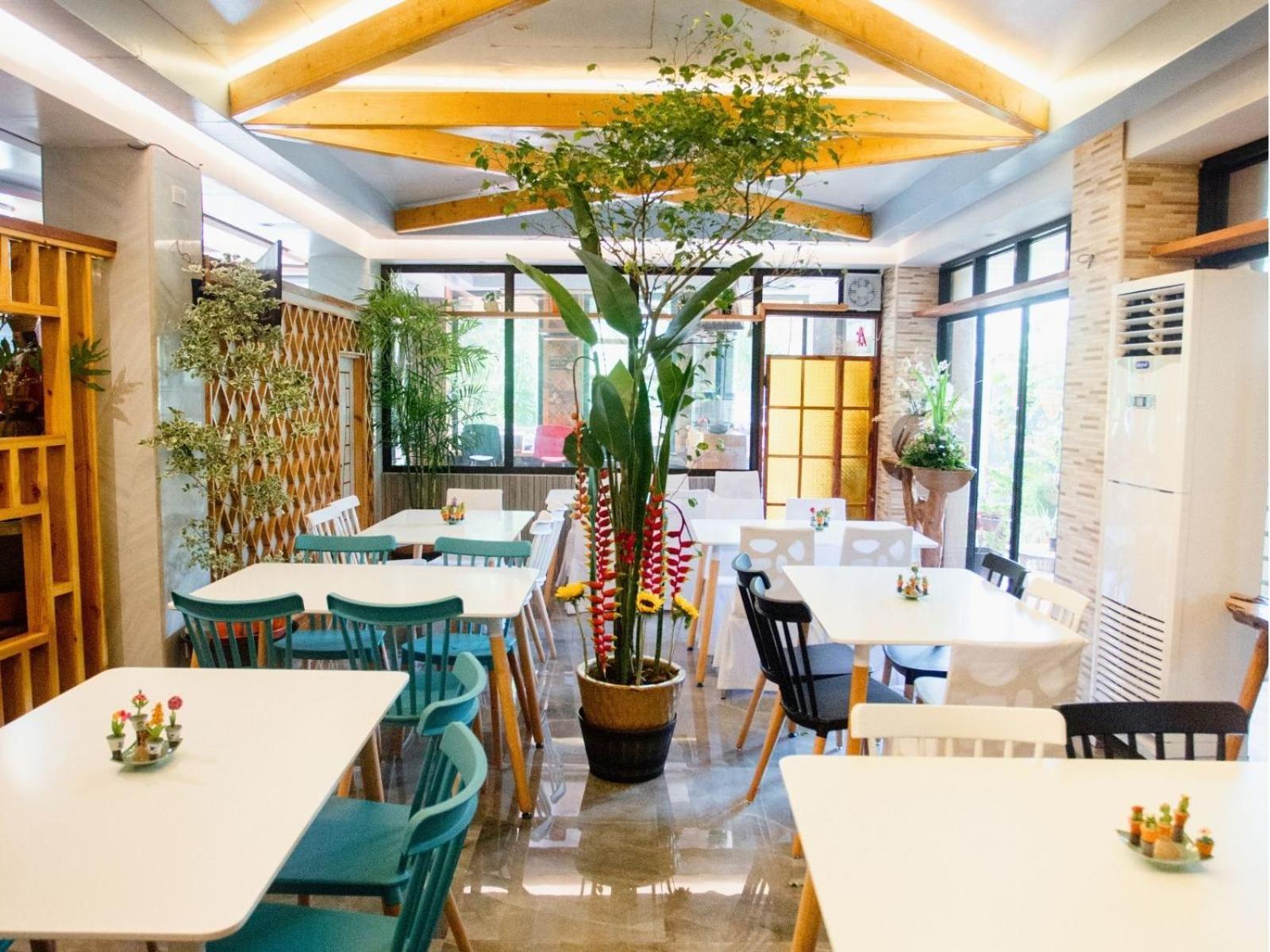 Arc Homes Hotel Panglao Powered By Cocotel Экстерьер фото